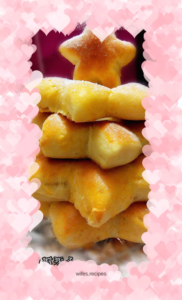 Christmas tree bread