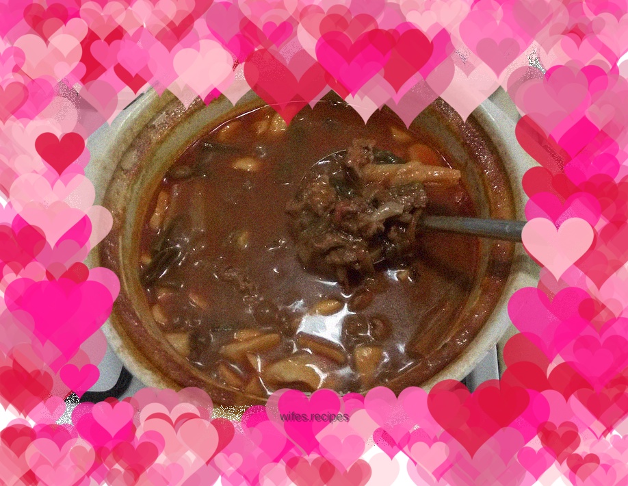 Hot and sour beef soup