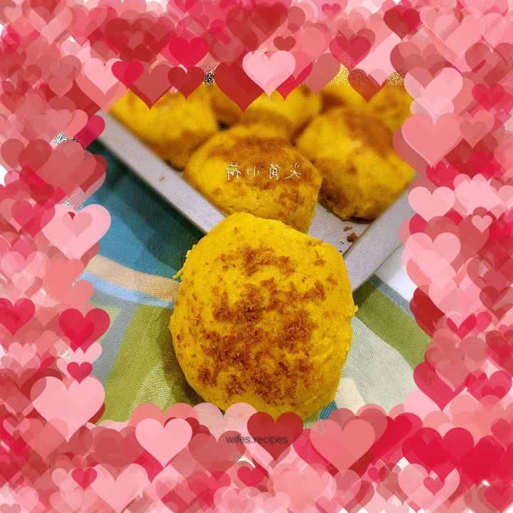 Meat floss pumpkin bread