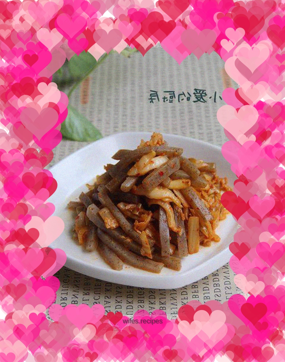 Stir-fried konjac with spicy shredded cabbage