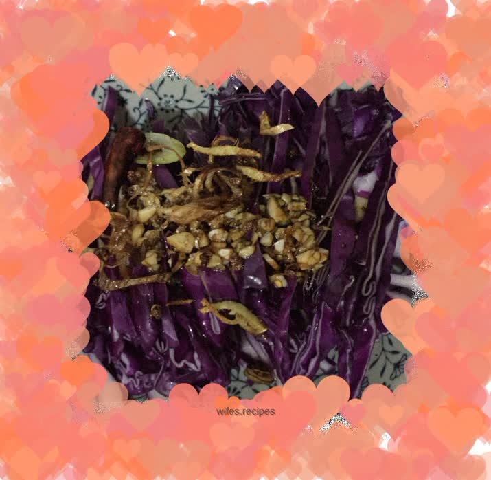 Cold purple cabbage