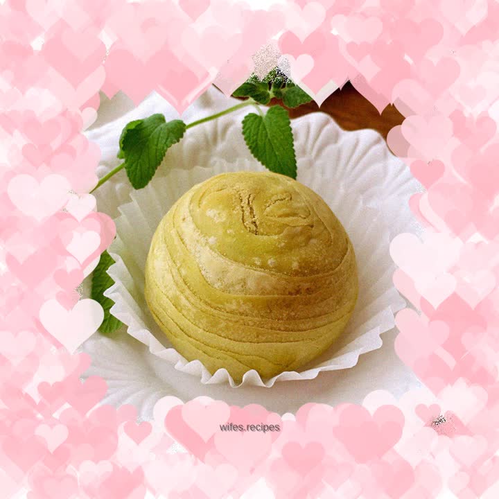 Matcha bean paste cake