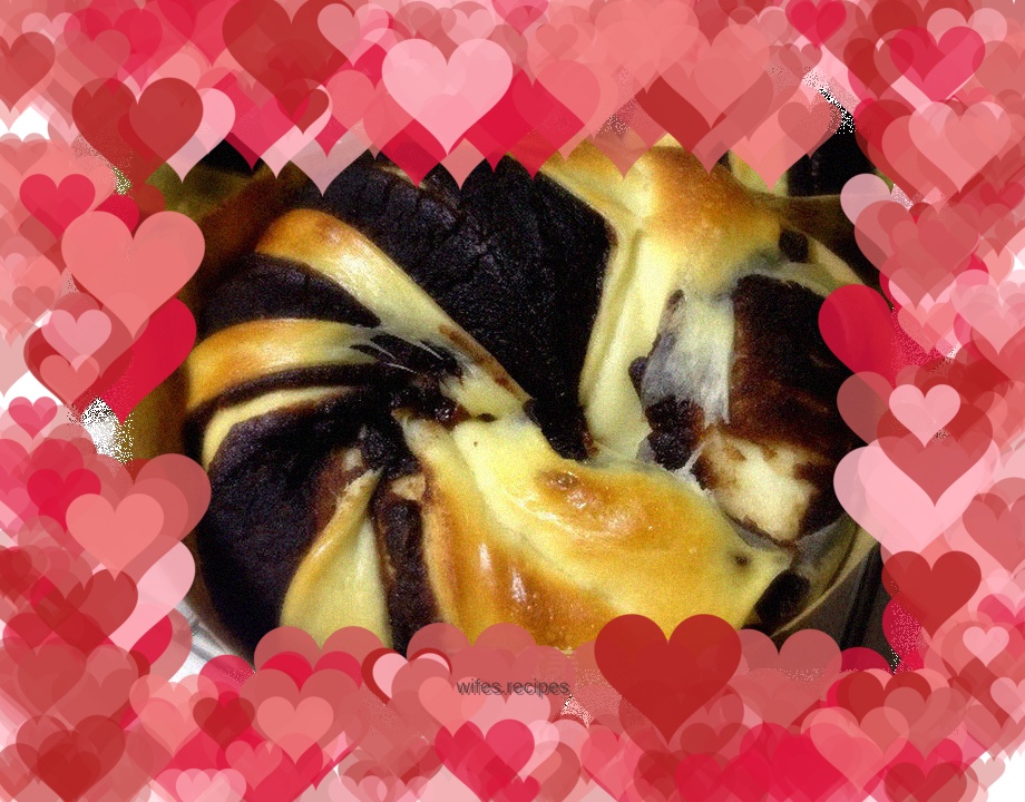 Red bean paste bread