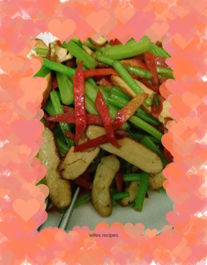 Dried celery