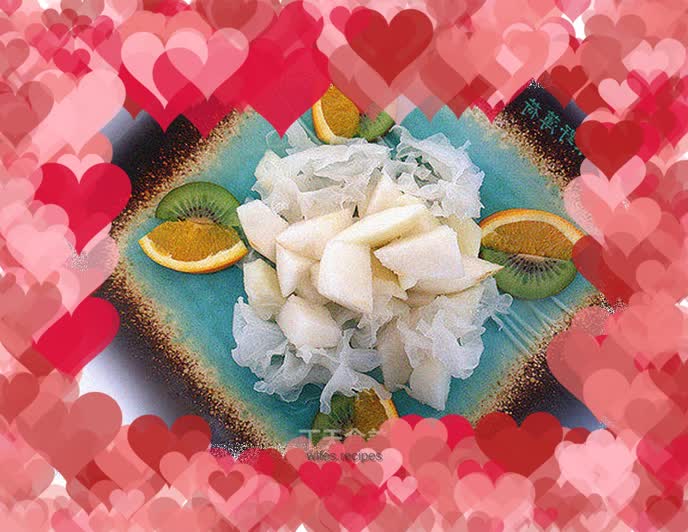 Tremella fungus mixed with fragrant pears