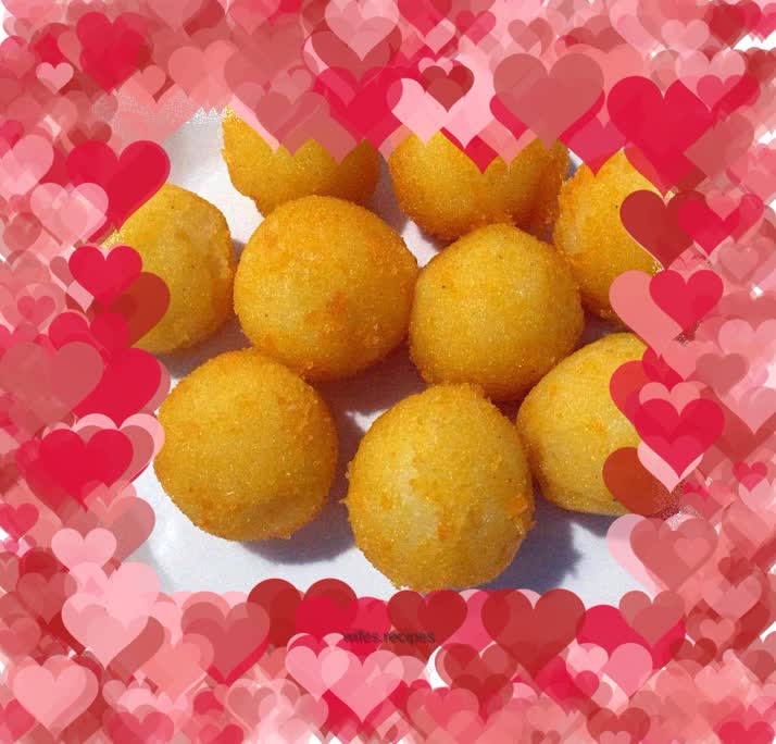 Fried potato balls