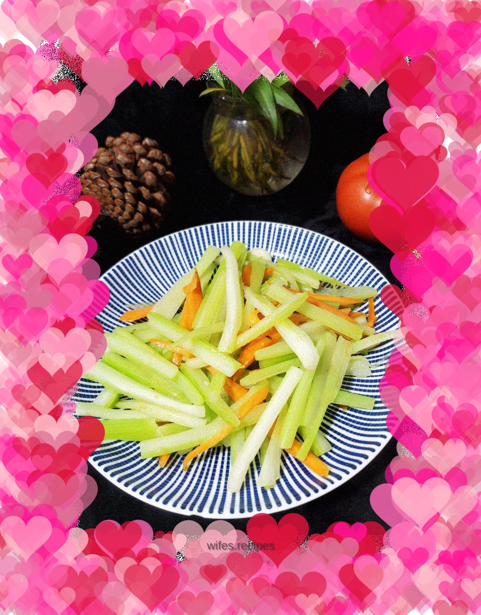 Stir-fried celery