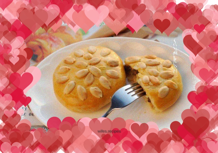 Almond pastry pancakes