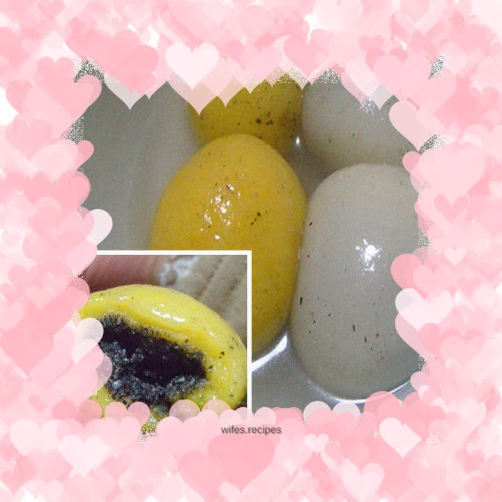 Sweet Pumpkin and Sesame Rice Balls