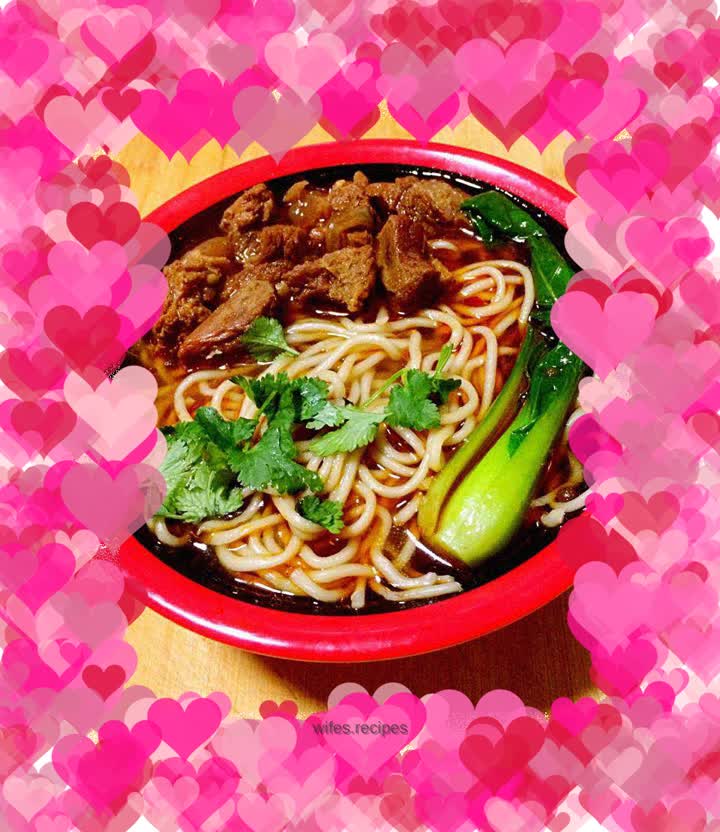 Braised beef noodles