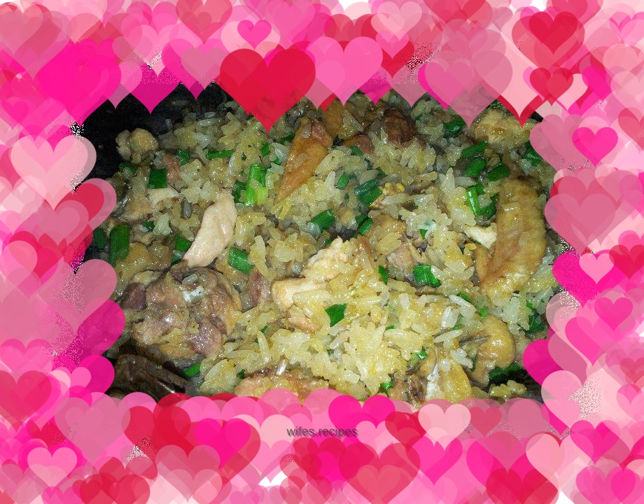 Steamed Chicken with Lotus Flavor Glutinous Rice