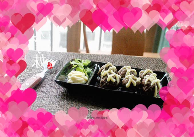 Black pepper salad balls