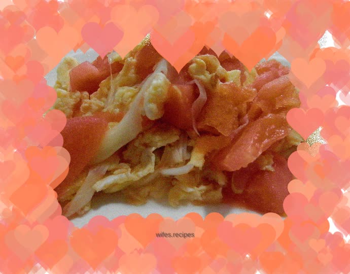 Fried tomatoes with eggs