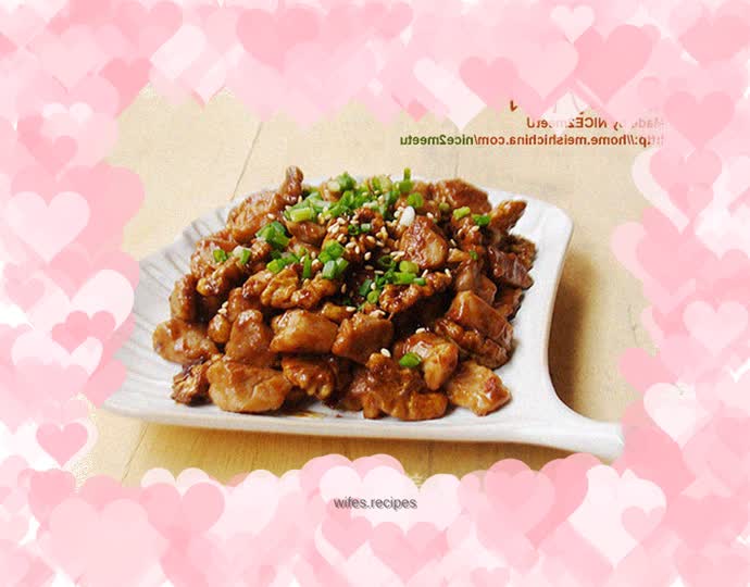 [Stir-fried diced pork with walnuts] Healthy nuts are added to the dish, and the jam is refreshing and delicious