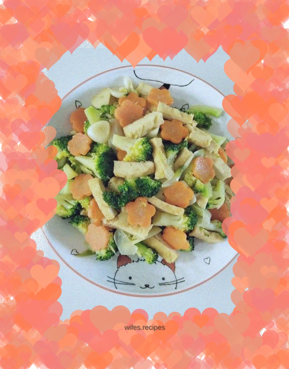 Stir-fried broccoli with dried tofu