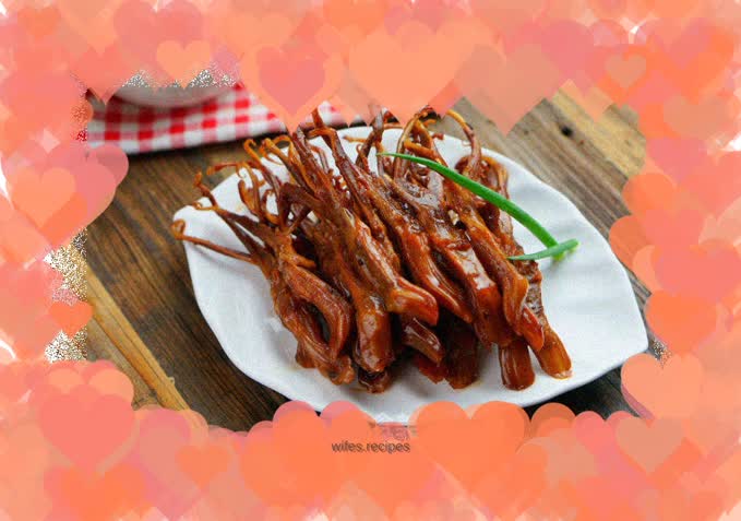 Duck tongue with black soy sauce