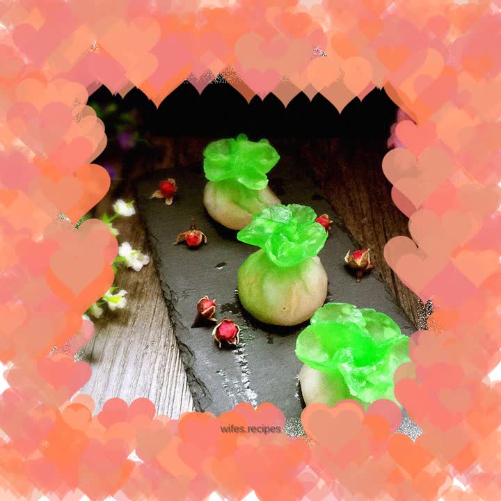 Crystal Cabbage Steamed Dumplings