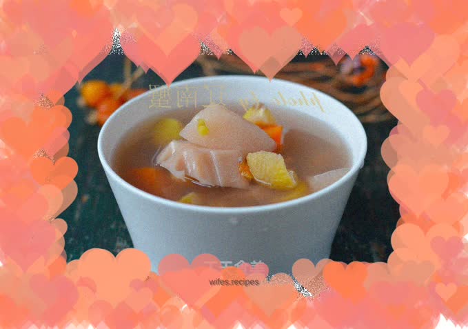 Chestnut and lotus root soup