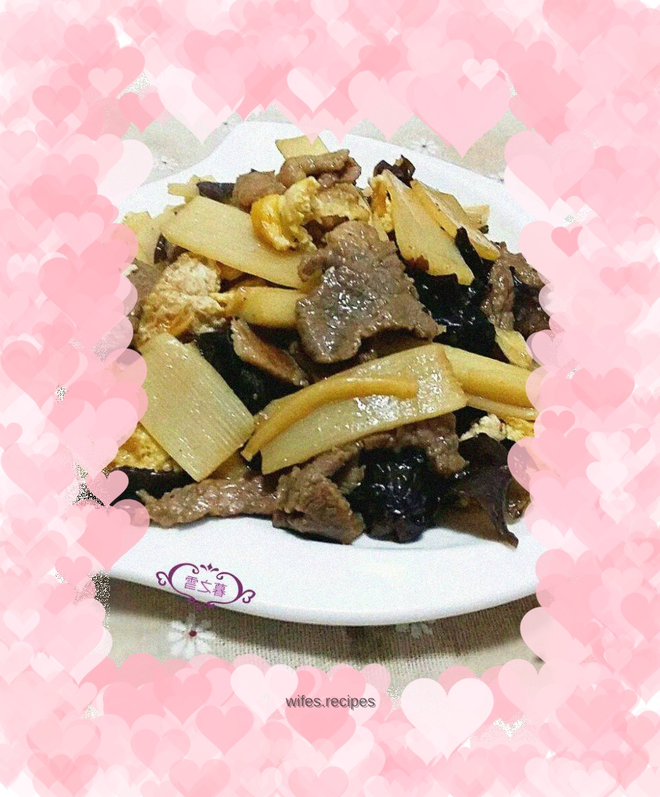 Stir-fried pork slices with bamboo shoots