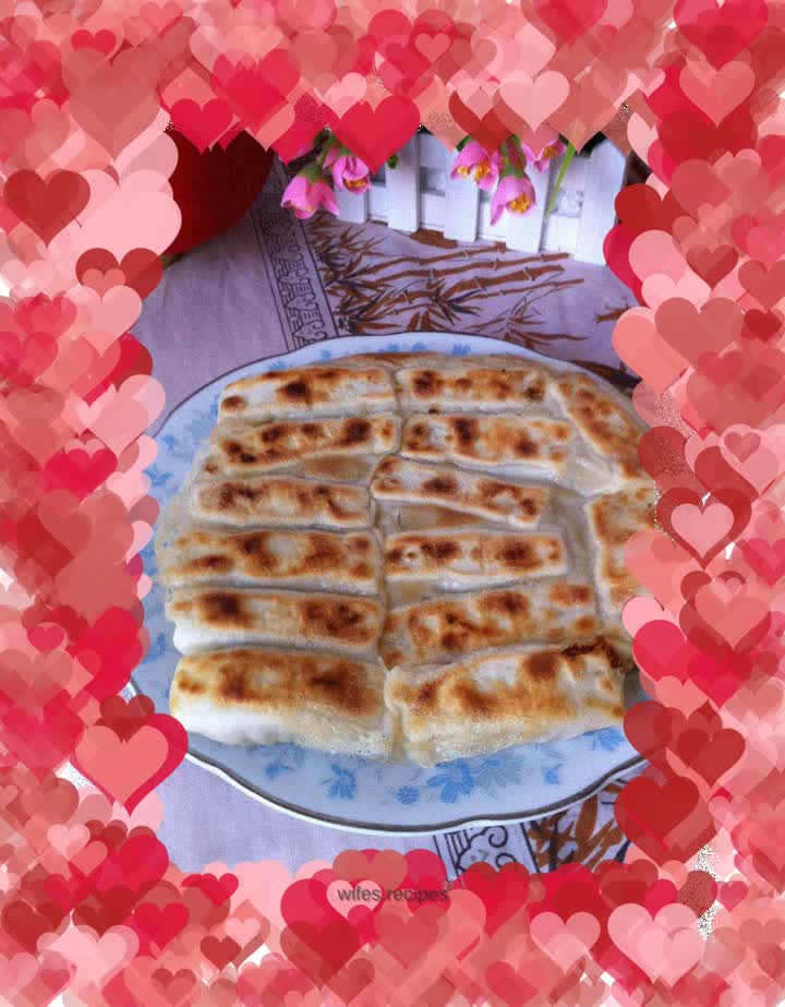 Pot stickers with celery and meat stuffing