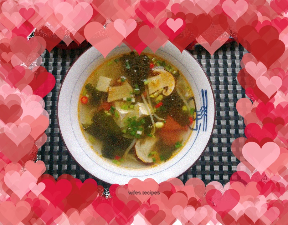 Kelp sprouts, matsutake and tofu soup