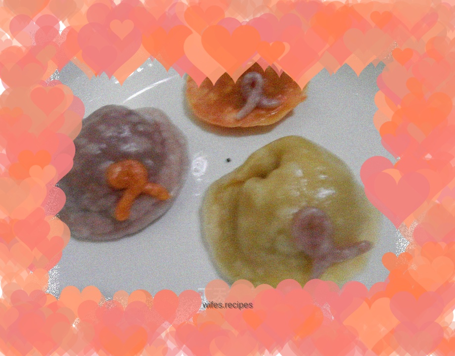 Flower and straw hat dumplings