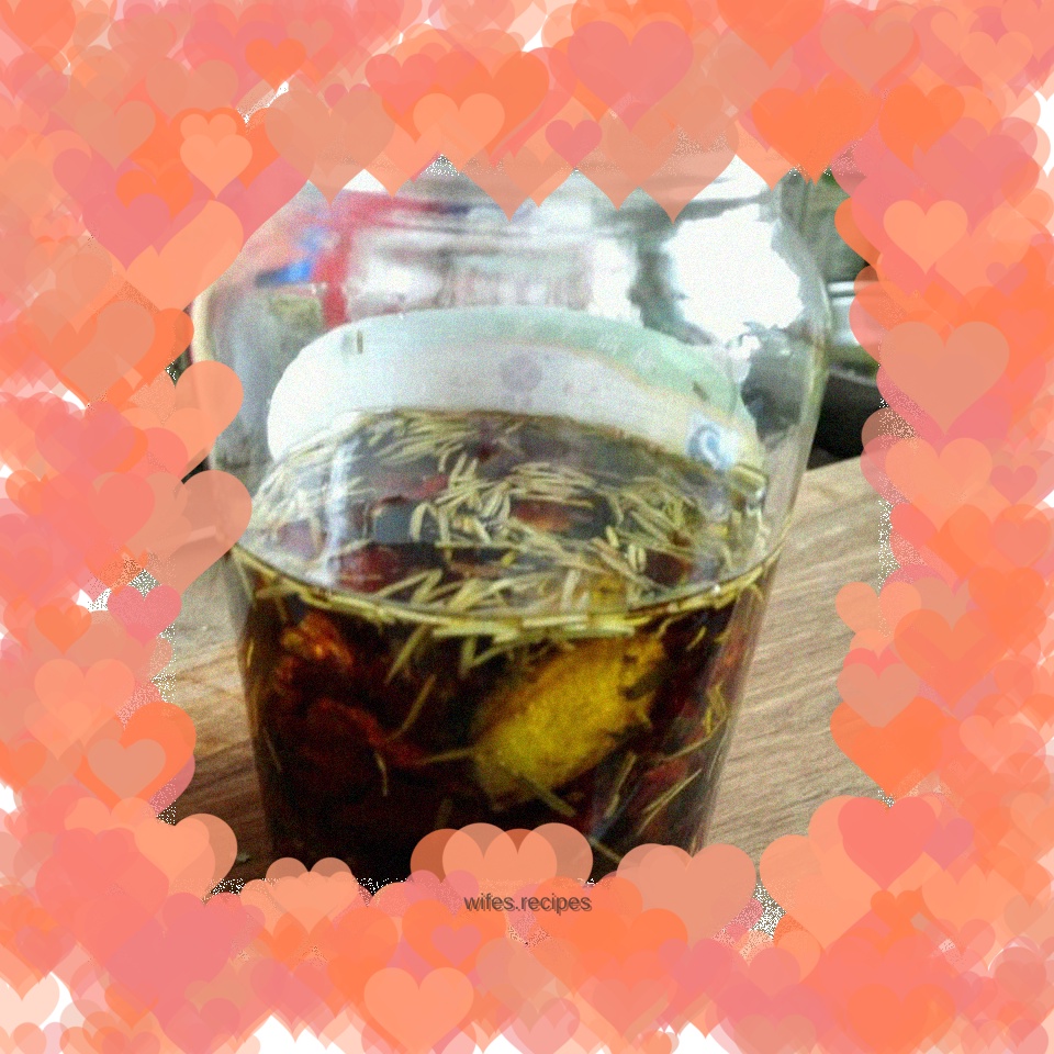 Cherry tomatoes in oil