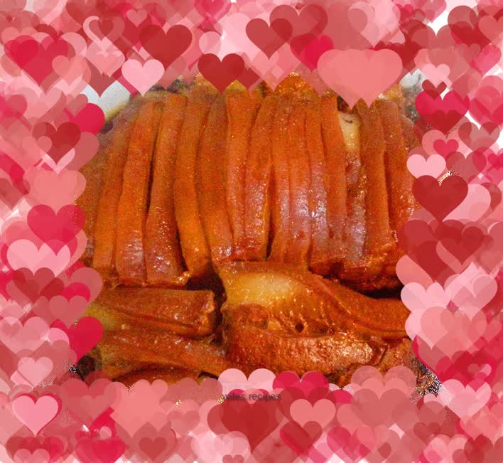 Braised pork with pickled vegetables