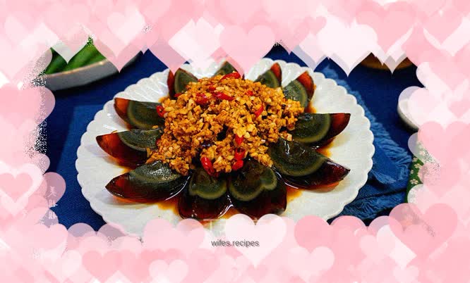 Preserved egg mixed with ginger juice