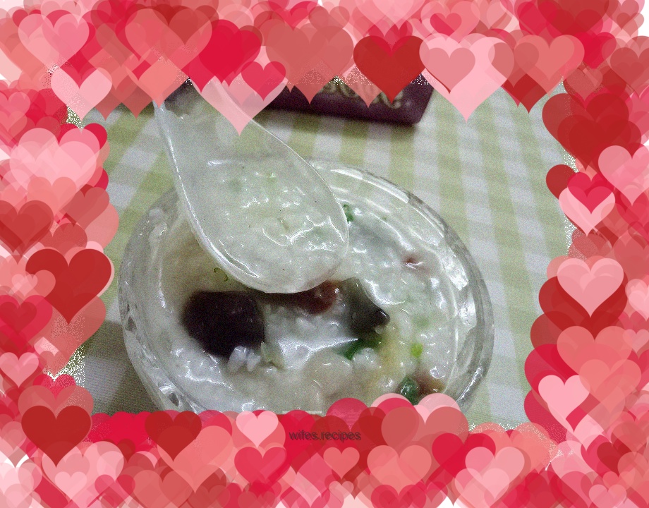 Tempting preserved egg porridge