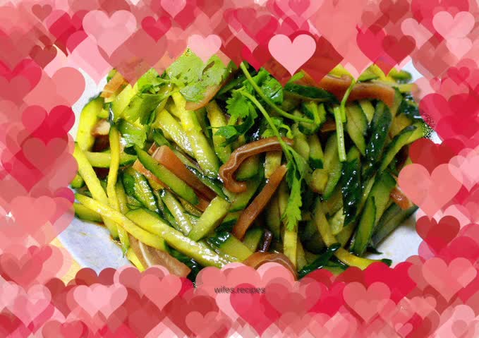 Pig ears mixed with cucumber