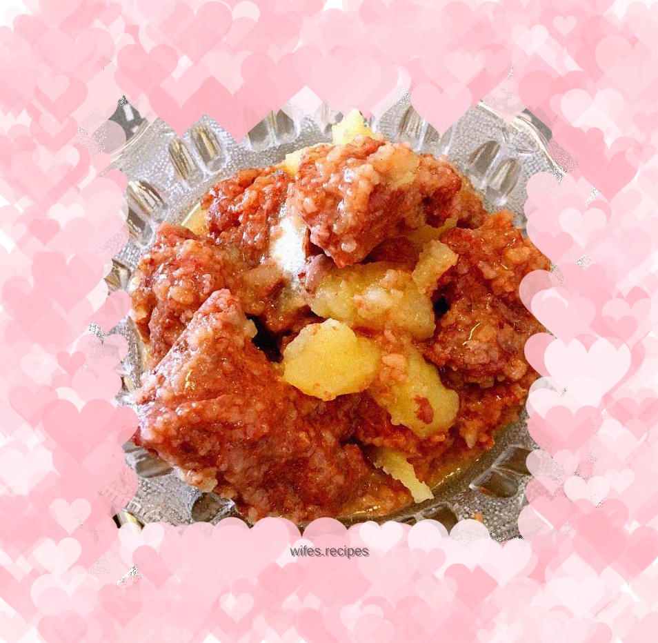 Steamed Pork Ribs and Potatoes