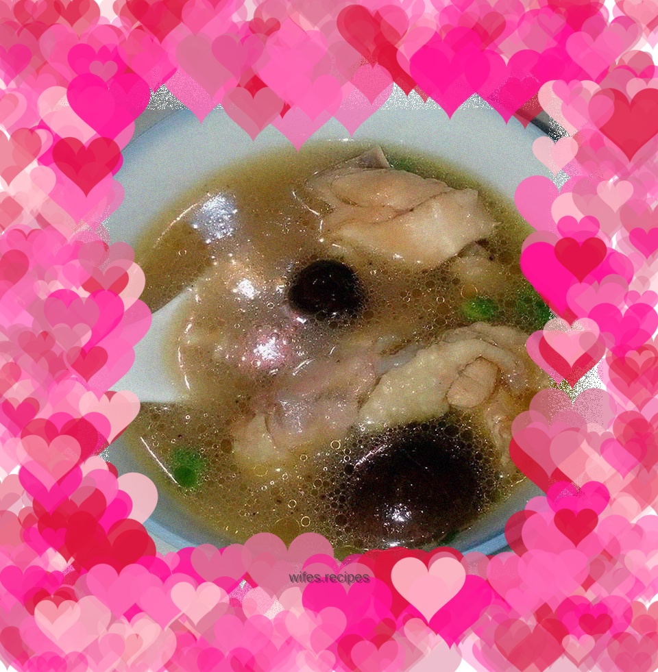 Chicken stewed with mushrooms