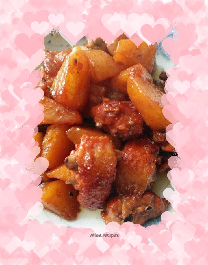 Potato stewed chicken wings