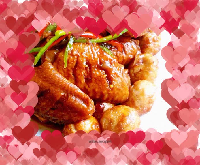 Grilled chicken wings with tiger skin quail eggs