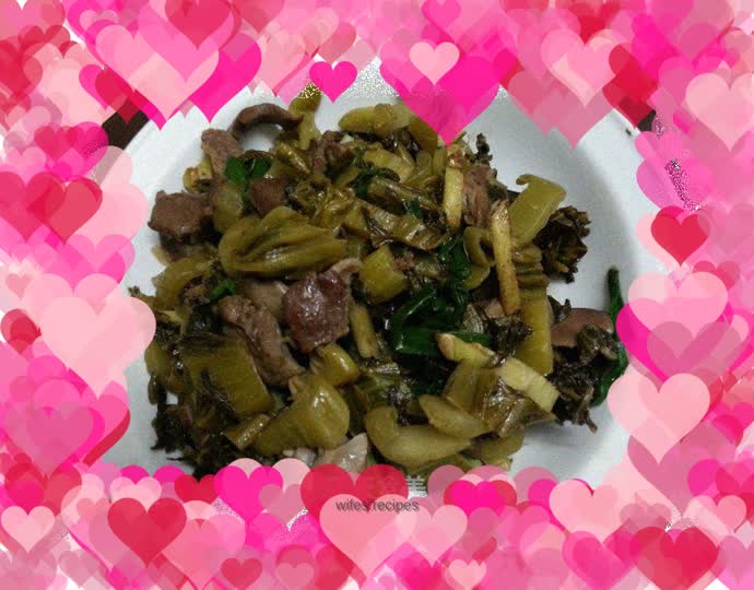 Stir-fried pork heart with pickled cabbage