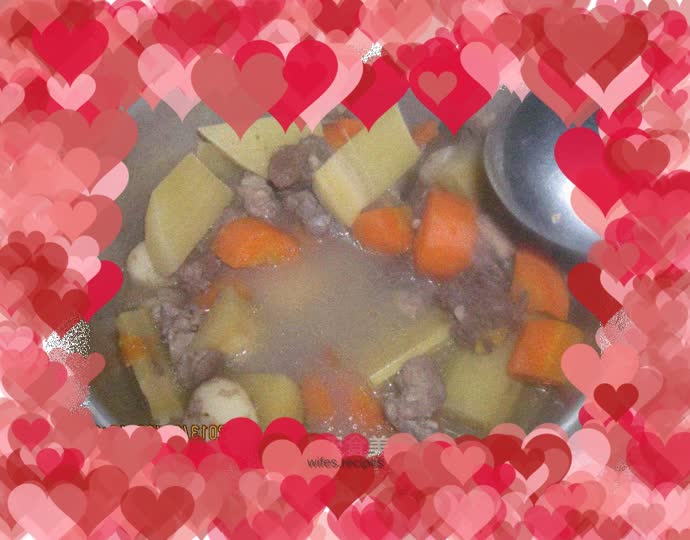 Stewed mutton with bamboo cane, water chestnuts, carrots