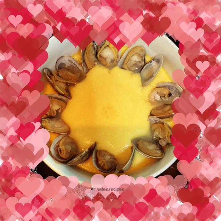 Super smooth and tender clam steamed egg with plenty of ingredients