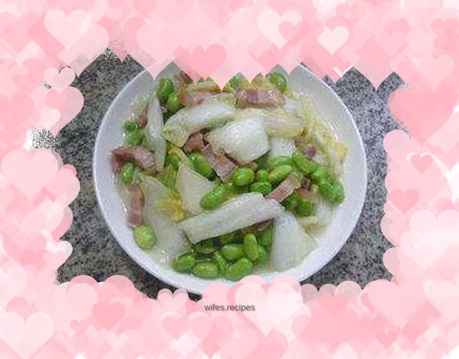 Stir-fried cabbage with salted pork belly and edamame
