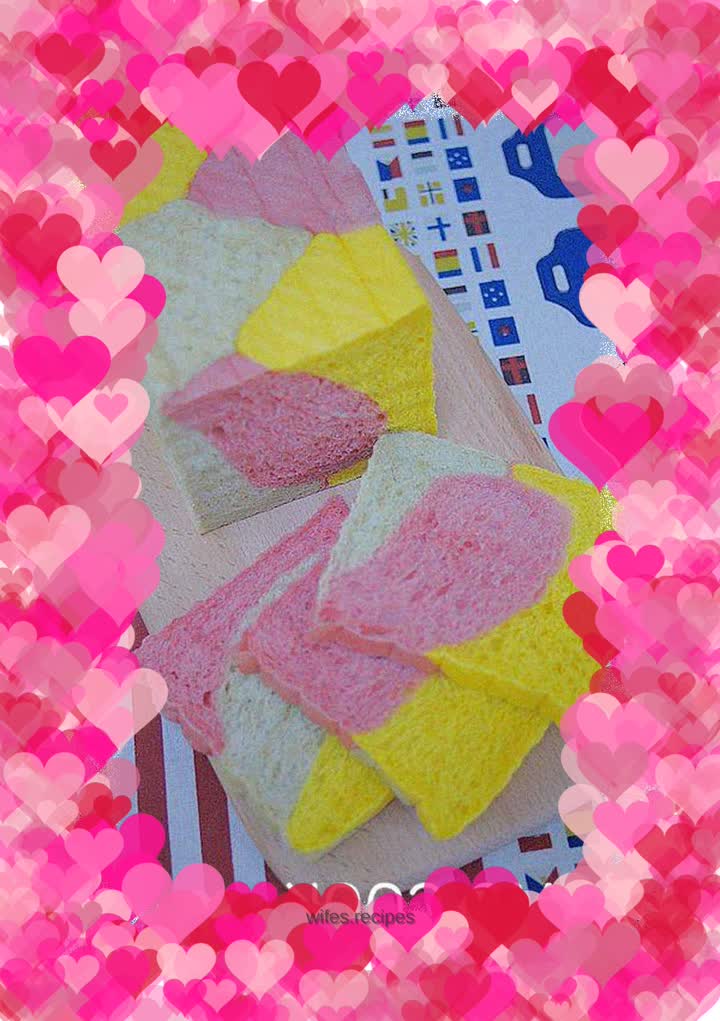 Beautiful Western-style three-color toast