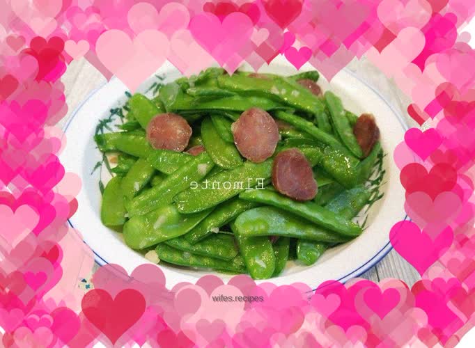 Sautéed Snow Peas with Sausage