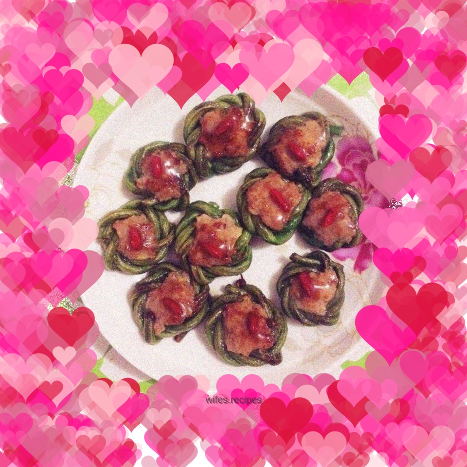 Bean Stuffed with Minced Pork