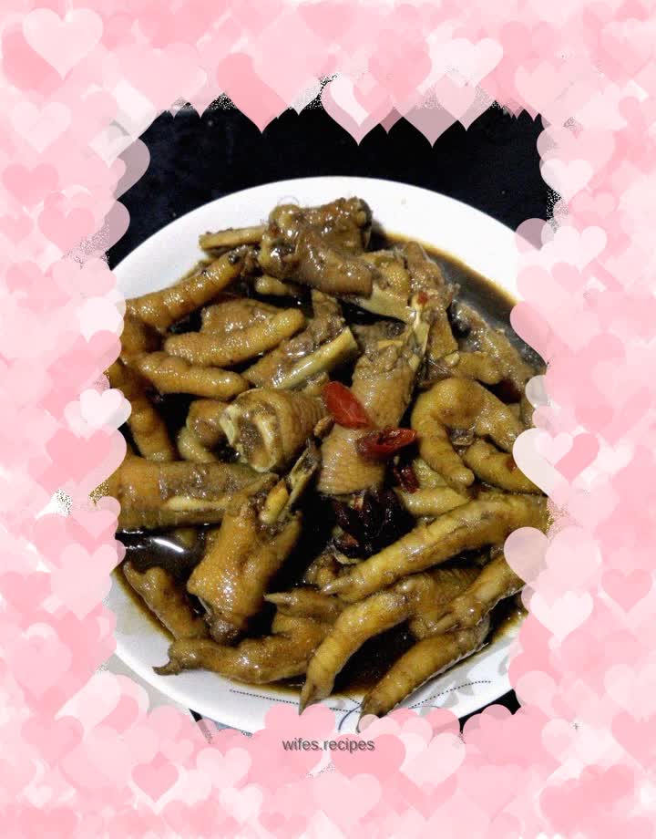 Braised chicken feet
