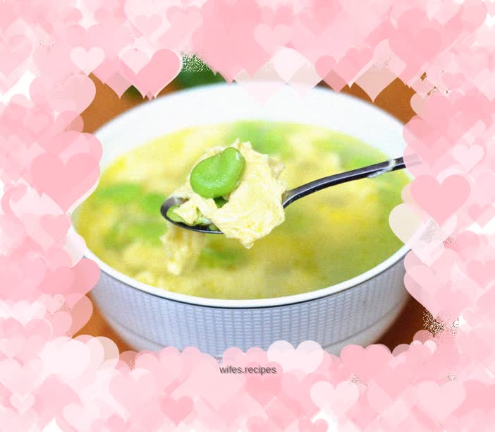 Broad bean and egg drop soup
