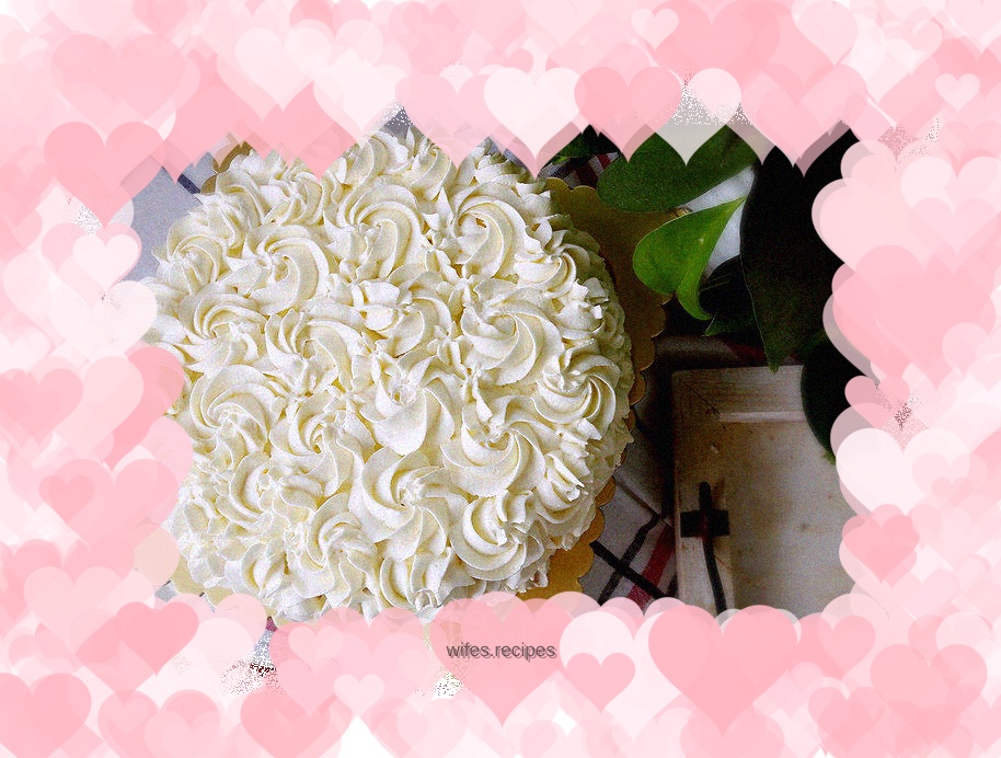 It can be the first [Rose Cream Cake] for your birthday