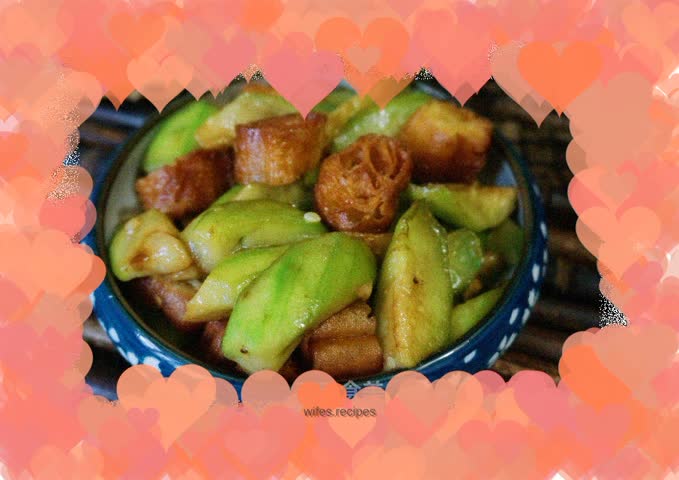 Stir-fried fried dough sticks with loofah