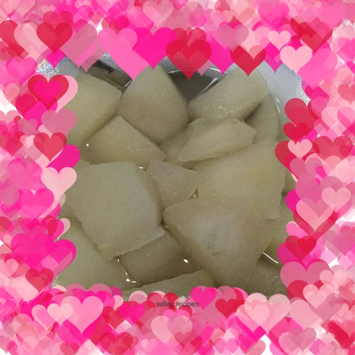 Stewed Sydney Pear with Rock Sugar