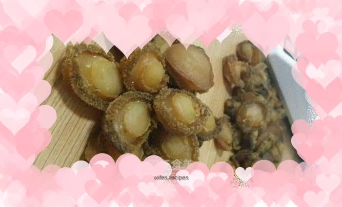 People at the beach dry their own abalone