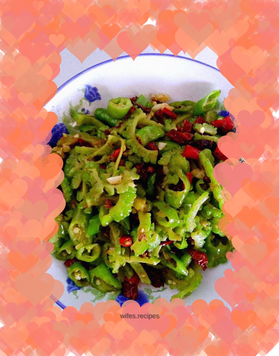 Stir-fried bitter melon