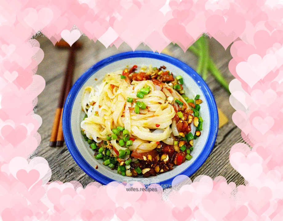 Dried Beans and Minced Pork Noodles